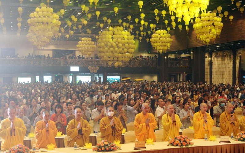 Vu Lan b&aacute;o hiếu l&agrave; n&eacute;t đẹp văn h&oacute;a truyền thống của người Việt