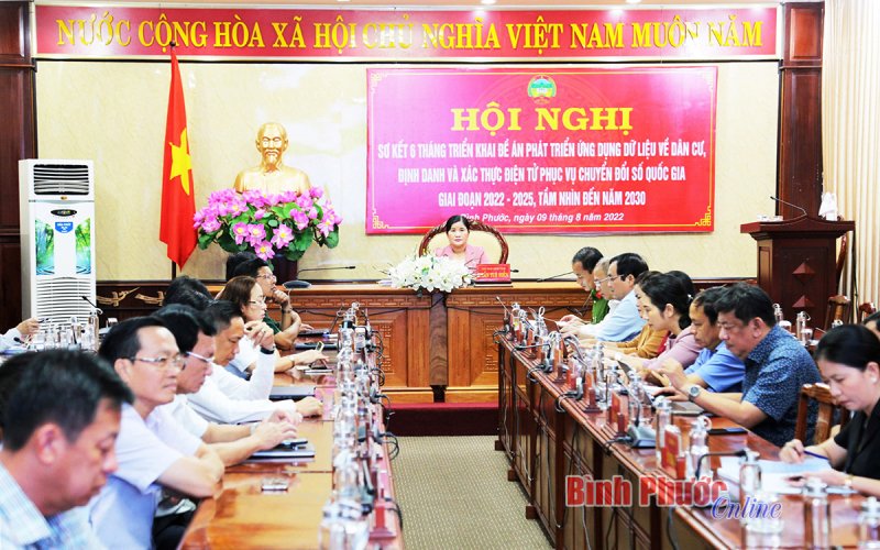 Xây dựng nền tảng, đẩy mạnh dịch vụ công trực tuyến