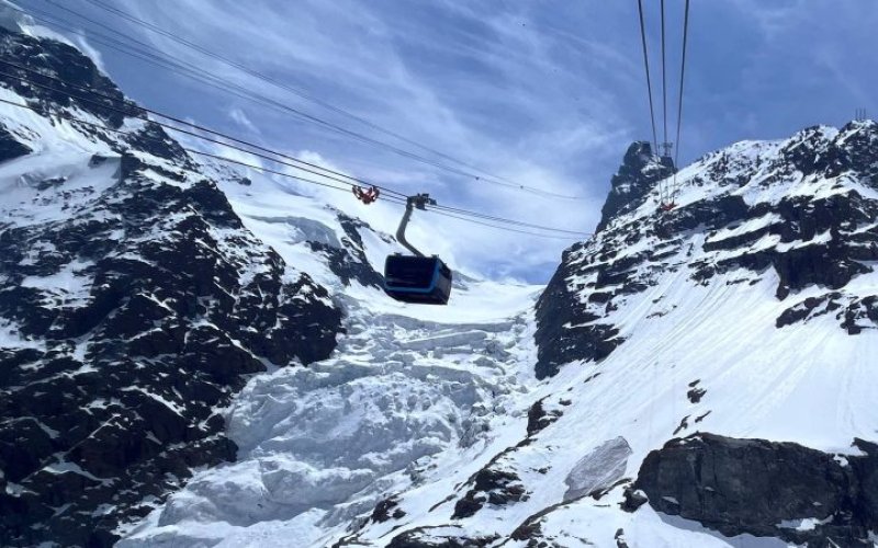 Biến đổi khí hậu đang vẽ lại biên giới giữa Thụy Sĩ và Italy như thế nào?