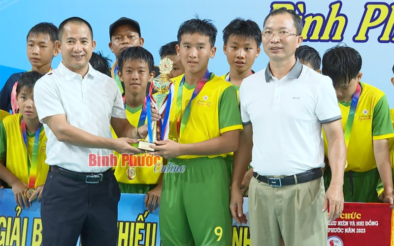 Đồng Xoài giành giải nhất U11 giải bóng đá thiếu niên và nhi đồng tỉnh Bình Phước lần thứ VI