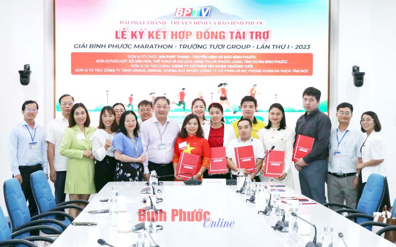 BPTV tiếp tục ký kết tài trợ sản xuất đêm nhạc “Hơn cả yêu thương”