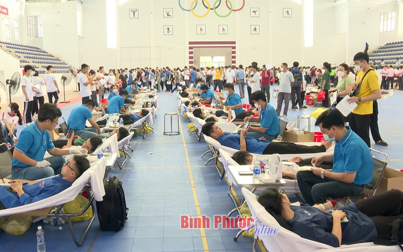 Chơn Thành thu 500 đơn vị máu tình nguyện