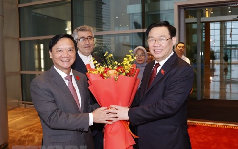 Chủ tịch Quốc hội lên đường tham dự AIPA-44, thăm Indonesia và Iran