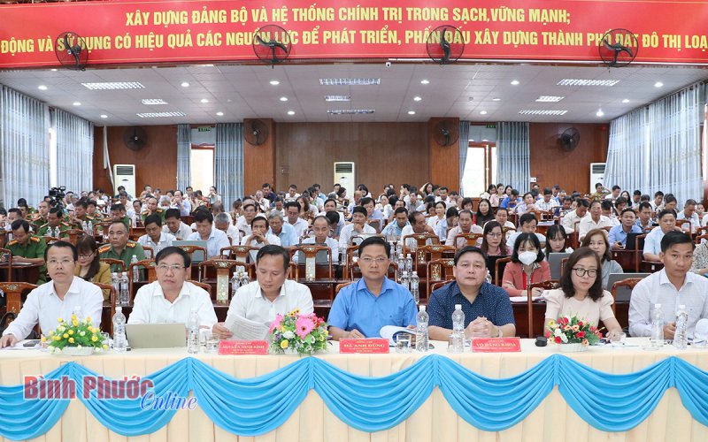 Đồng Xoài: Quán triệt, nghiên cứu, học tập các quy định của Trung ương và Tỉnh ủy