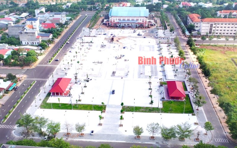 Đồng Xoài: Đẩy nhanh tiến độ công trình quảng trường thành phố