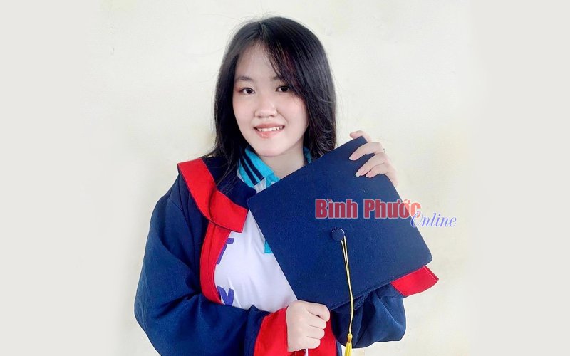 Gặp gỡ nữ sinh Bình Phước trúng tuyển 12 trường đại học ở Mỹ