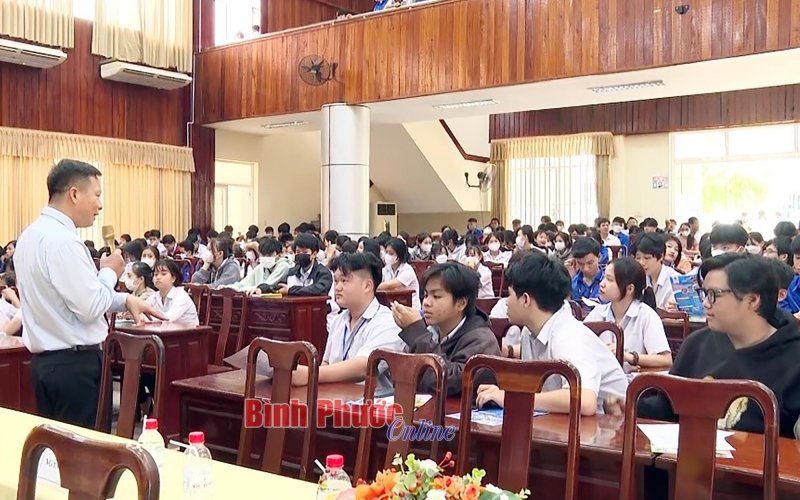 Kết nối cung - cầu lao động