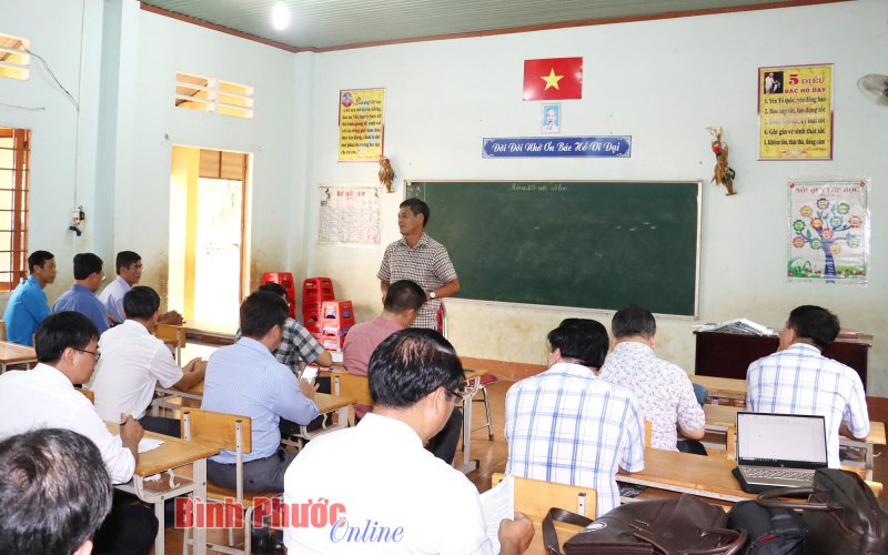 Khảo sát đầu tư xây dựng phòng học trên địa bàn huyện Bù Đốp