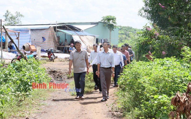 Lộc Ninh sớm bàn giao mặt bằng để triển khai dự án xây trường học