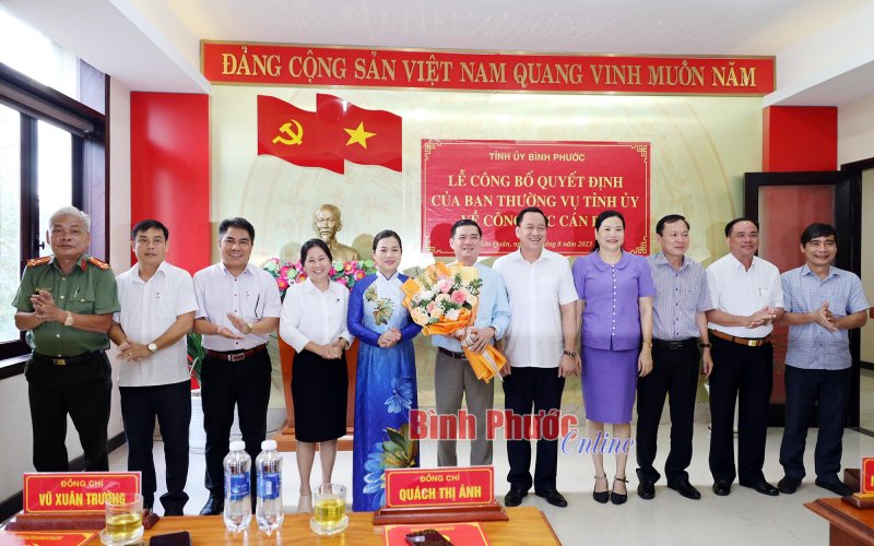 Ông Phạm Thành Chung giữ chức Phó Bí thư Thường trực Huyện ủy Hớn Quản
