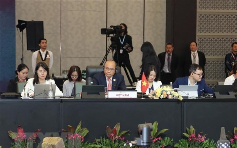 Việt Nam đóng góp ý kiến về hợp tác kinh tế giữa ASEAN với các đối tác