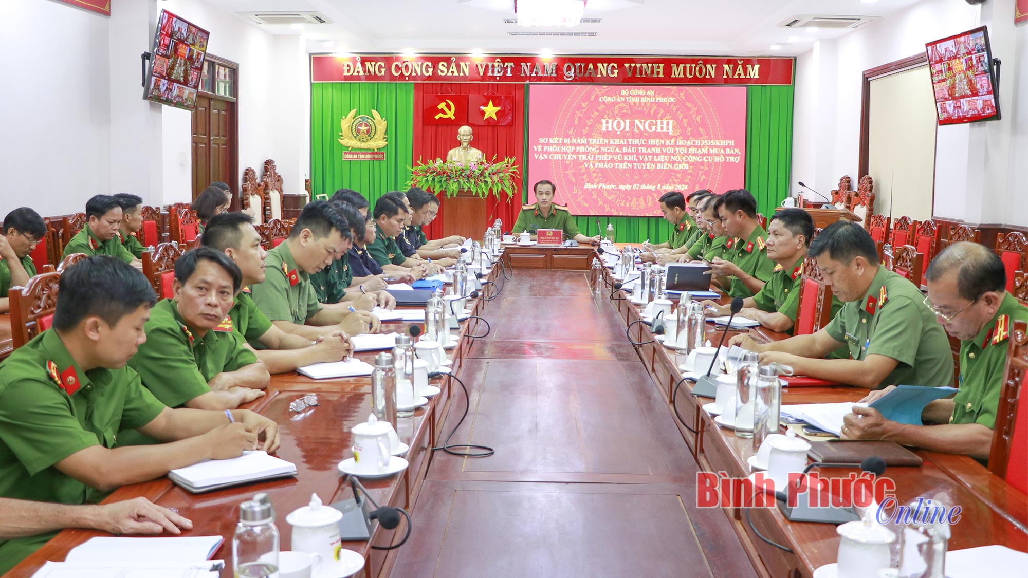 Bình Phước: Công an, biên phòng, hải quan phối hợp thu giữ hơn 1,3 tấn pháo