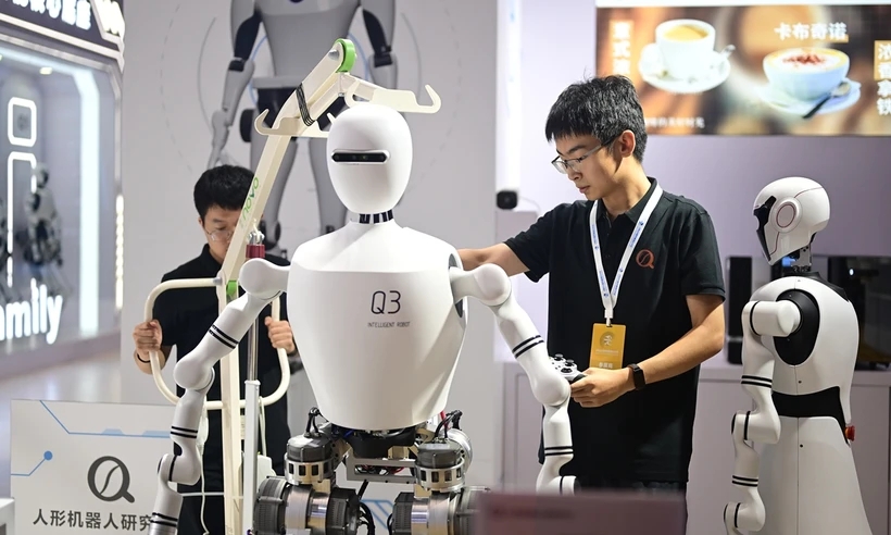 "Binh đoàn" robot hình người gây ấn tượng mạnh tại Triển lãm Robot Thế giới