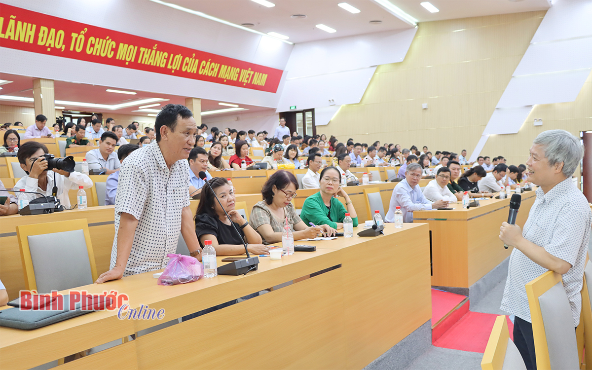 Để có tác phẩm báo chí hay về đề tài “xây dựng Đảng về đạo đức”