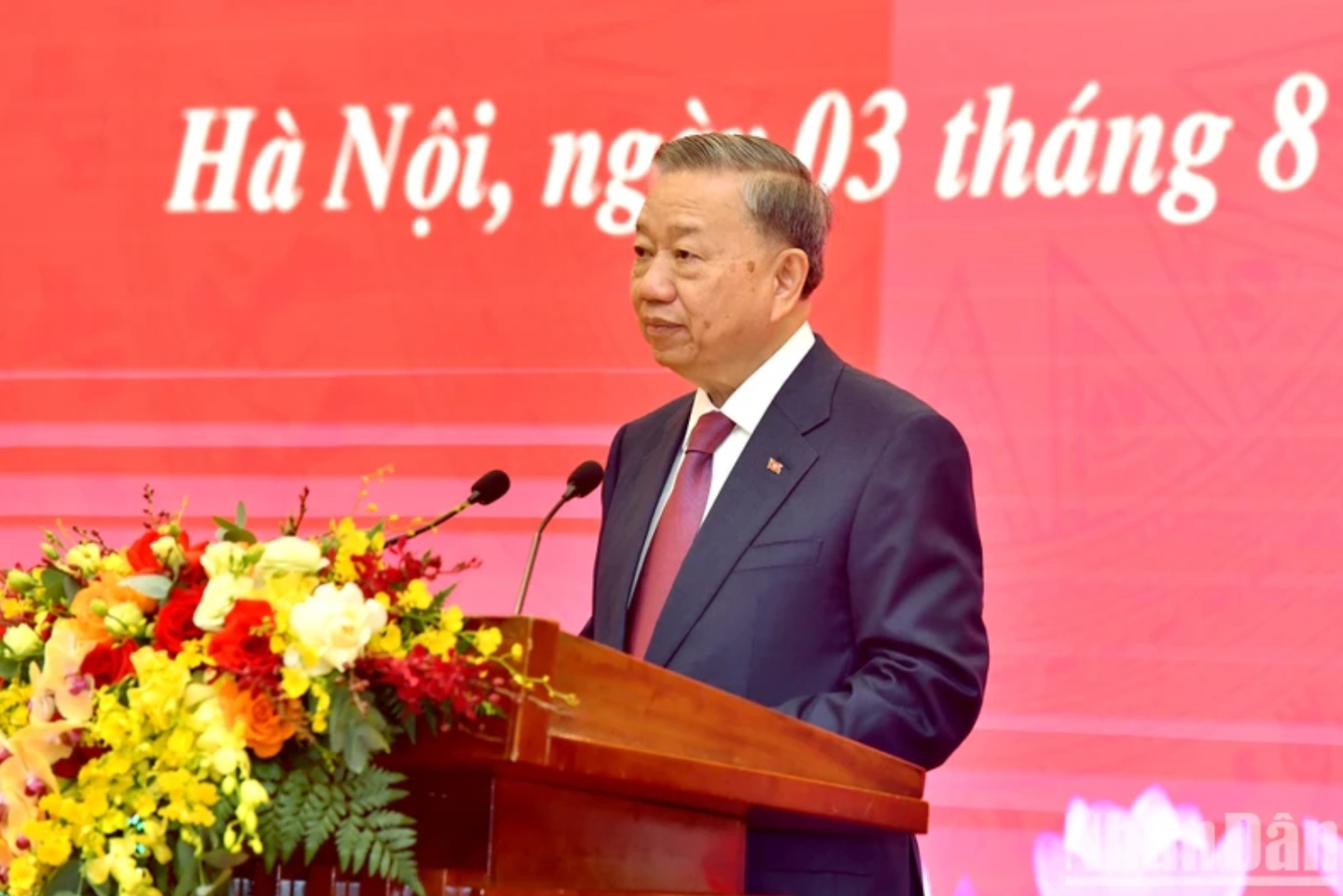 Gắn kết tư tưởng và hành động, ý Đảng và lòng dân, nỗ lực thực hiện thắng lợi Nghị quyết Đại hội XIII của Đảng