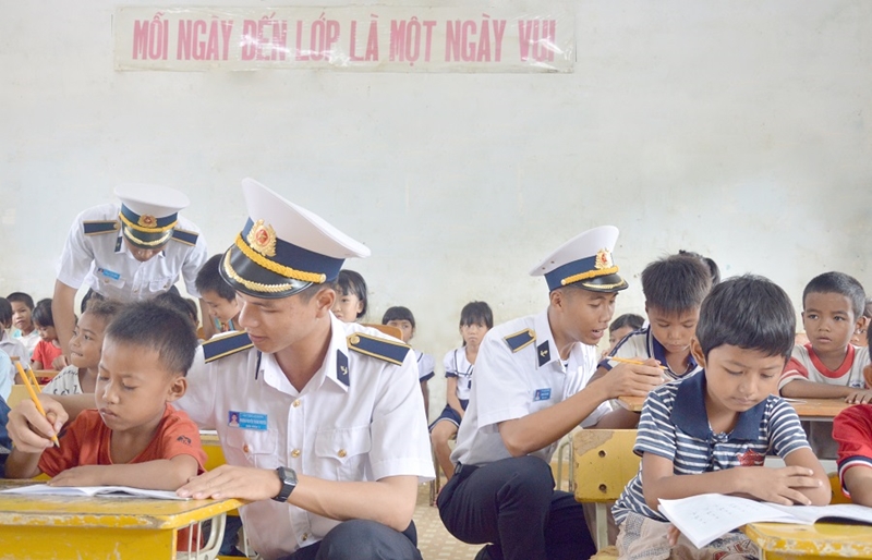 Lan tỏa tình yêu biển, đảo của Tổ quốc
