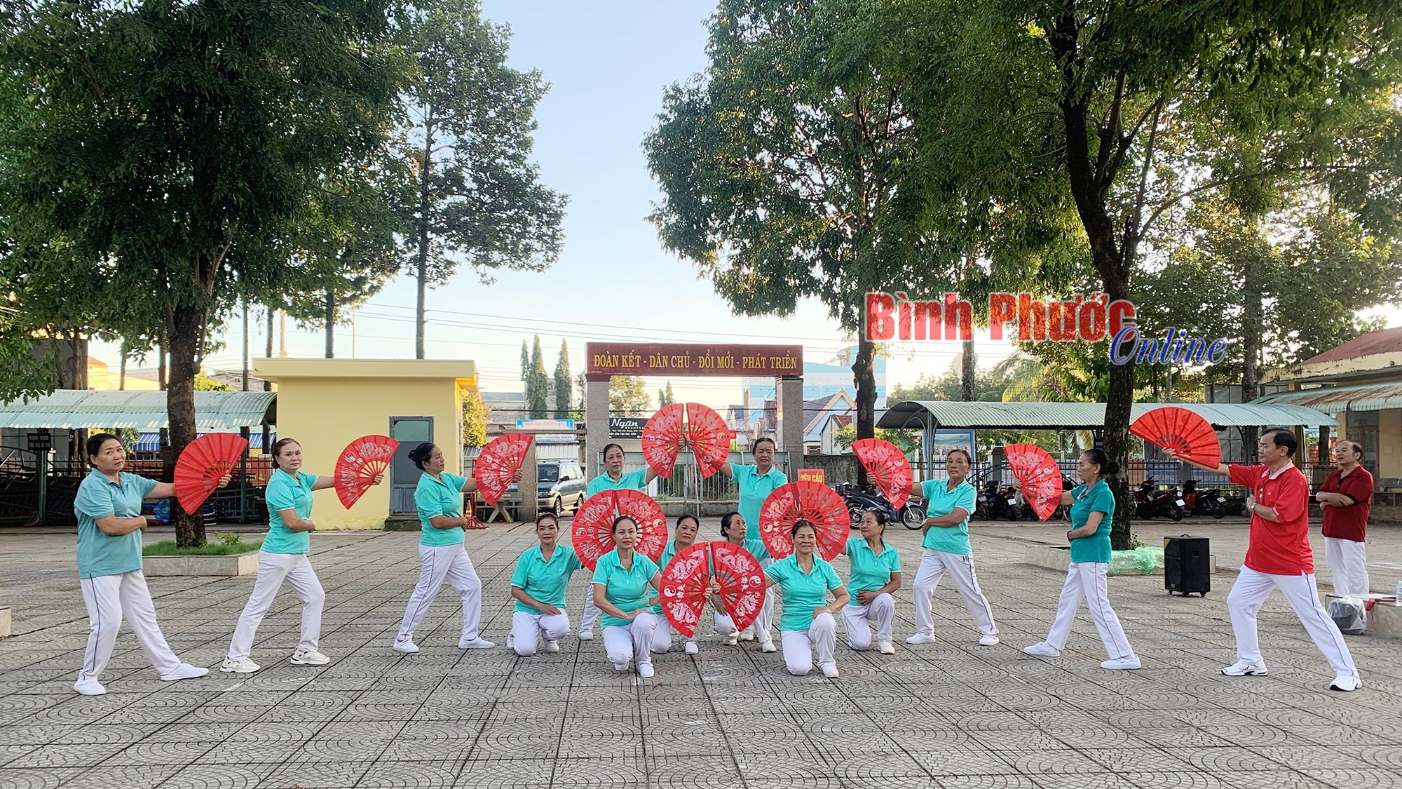 Sân chơi cho người cao tuổi