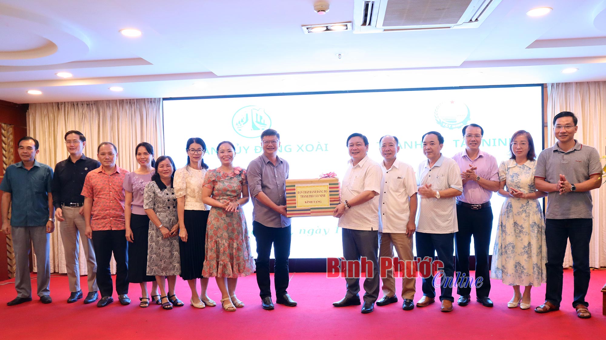 Thành phố Tây Ninh và Đồng Xoài trao đổi, chia sẻ kinh nghiệm về quy hoạch, phát triển đô thị