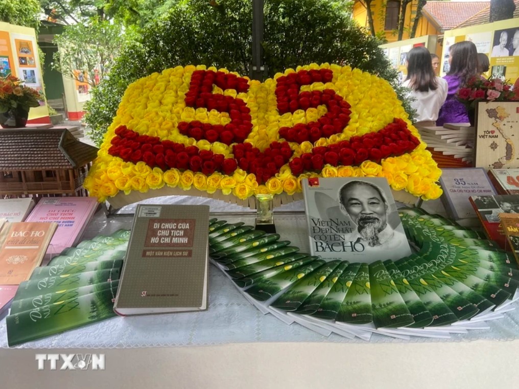 Triển lãm “Di chúc của Chủ tịch Hồ Chí Minh-giá trị và sức sống trường tồn”