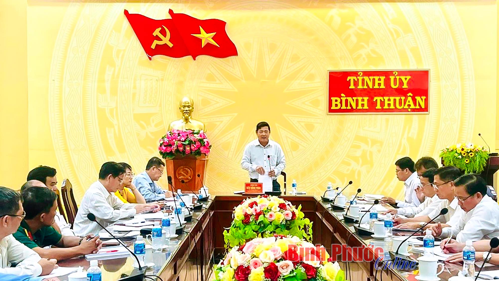 Tuyên truyền đậm nét đợt sinh hoạt chính trị với chủ đề “Giữ trọn lời thề đảng viên”