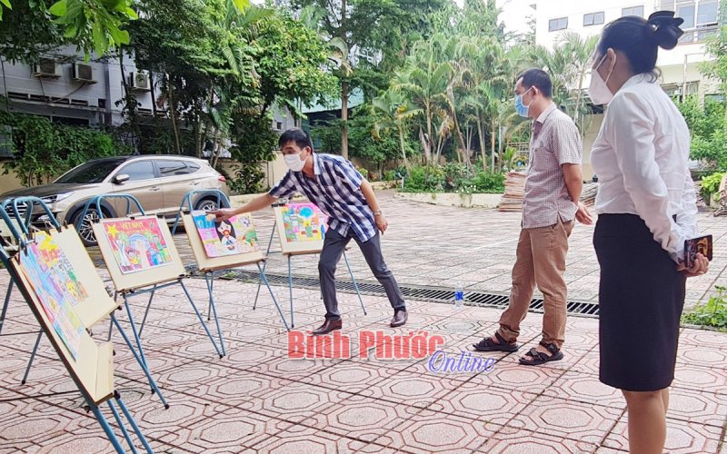 26 bức tranh xuất sắc đạt giải cuộc thi vẽ tranh Ng&agrave;y hội sắc m&agrave;u