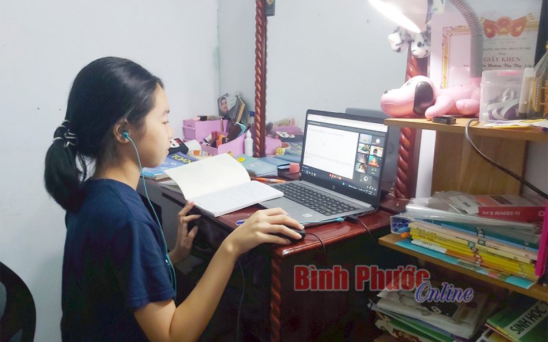 Bình Phước: Hơn 95.000 học sinh không có thiết bị học trực tuyến