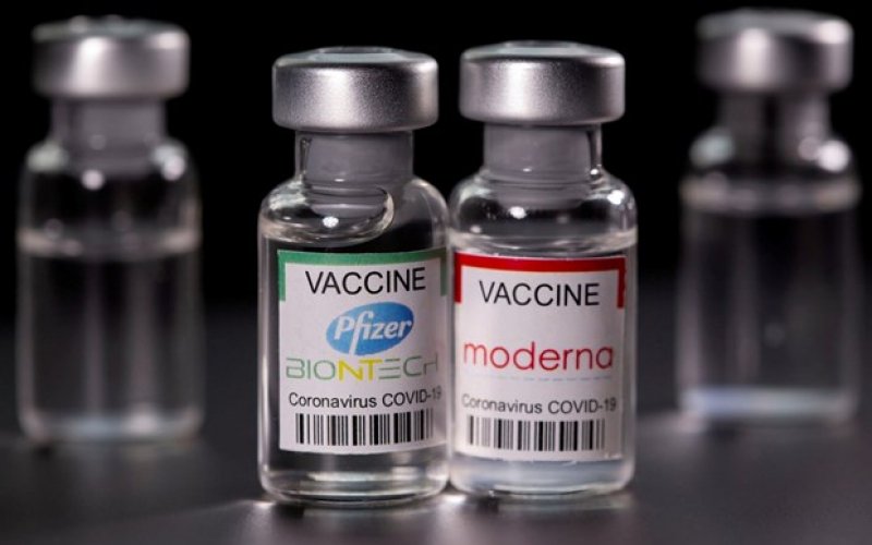 Các nhà máy vaccine hoạt động hết công suất đón nhu cầu tiêm nhắc lại