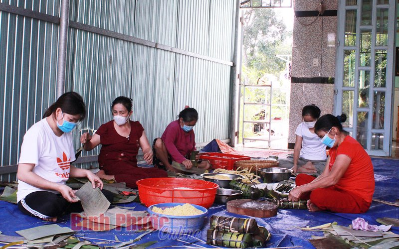 “Chia lửa” cùng tuyến đầu chống dịch