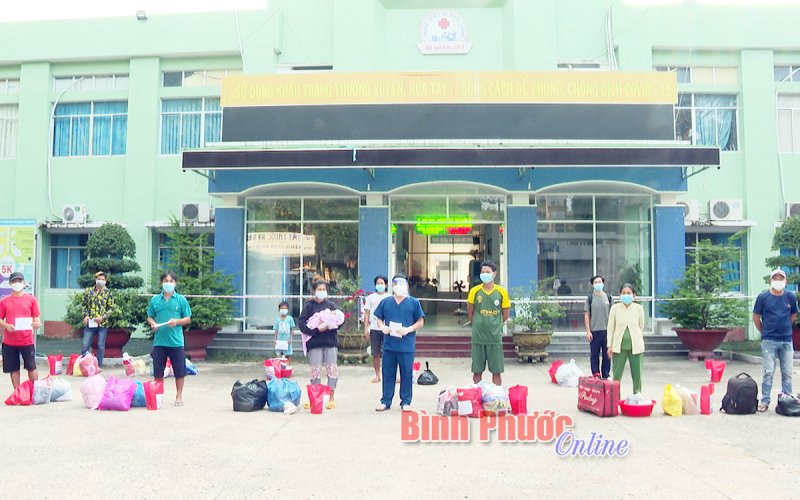 Chơn Thành: 16 trường hợp F0 khỏi bệnh được xuất viện
