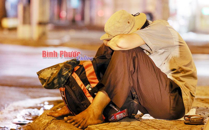 Đưa người lang thang, cơ nhỡ vào KTX, trường học, nhà trọ ở tạm trong thời gian giãn cách