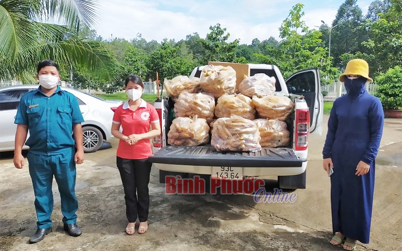 Góp yêu thương, vượt qua đại dịch