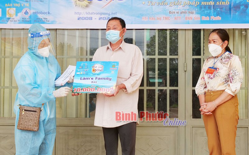 “Khát vọng sống” trợ giúp gia đình anh Trần Tuấn Kiệt hơn 193 triệu đồng 