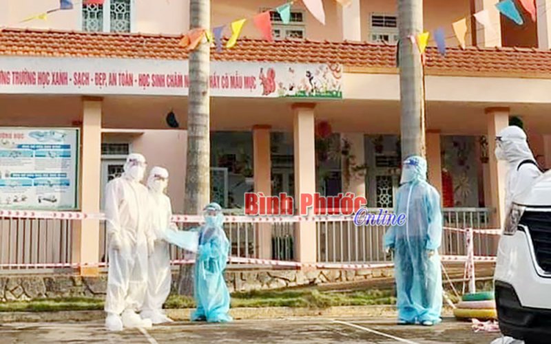 Lộc Ninh có thêm 9 bệnh nhân Covid-19 xuất viện