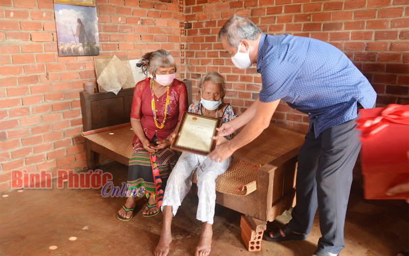 Quan tâm, chăm lo hơn nữa để người cao tuổi sống vui, khỏe