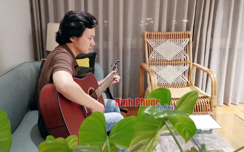 Tiếng h&aacute;t&hellip; &aacute;t dịch bệnh