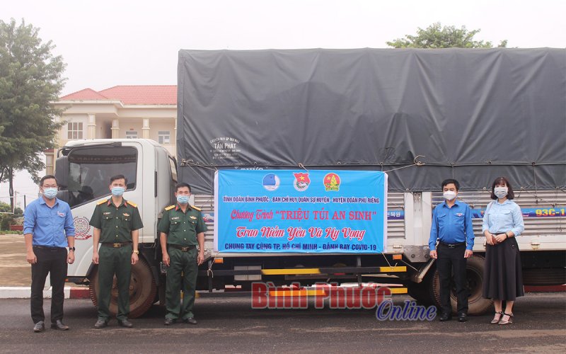 Túi an sinh - trao niềm yêu và hy vọng