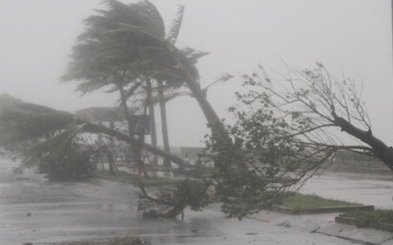 Bão Noru có xu hướng mạnh thêm khi vào Biển Đông, miền Trung mưa to