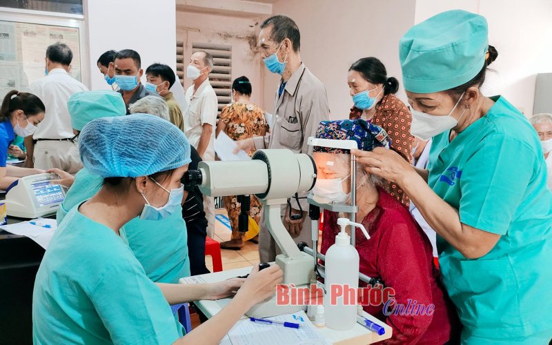Bình Phước: 194 bệnh nhân được phẫu thuật mắt miễn phí