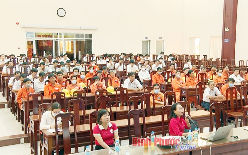 Bình Phước: 200 cán bộ, nhân viên điện lực được trang bị kỹ năng sơ cứu ban đầu