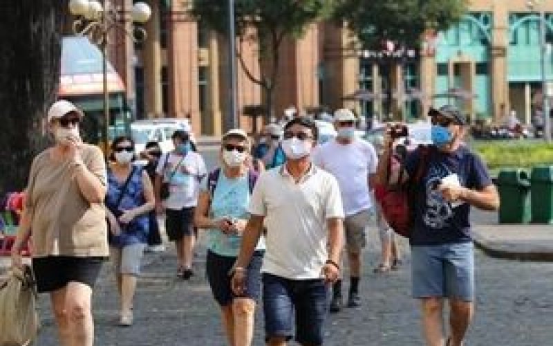 Bộ Y tế ban h&agrave;nh Quy định mới nhất về đeo khẩu trang chống COVID-19 tại nơi c&ocirc;ng cộng