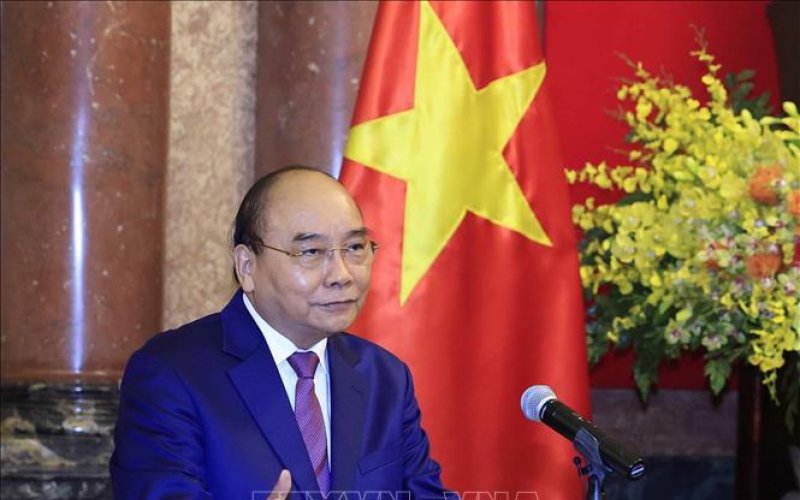 Chủ tịch nước Nguyễn Xuân Phúc hội kiến Chủ tịch Hạ viện Nhật Bản