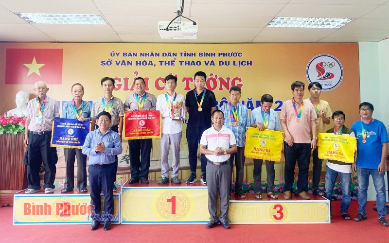 Giải cờ tướng cụm miền Đông Nam Bộ năm 2022: Bình Phước nhất đồng đội cờ nhanh và cờ tiêu chuẩn