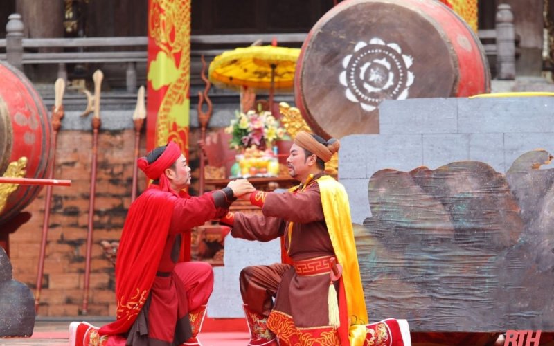 H&agrave;o kh&iacute; Lam Sơn tỏa rạng trường tồn c&ugrave;ng kh&iacute; ph&aacute;ch d&acirc;n tộc!