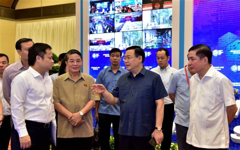 Khai mạc diễn đàn Kinh tế - Xã hội Việt Nam 2022
