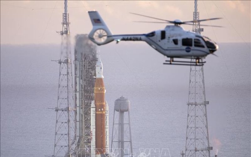 NASA tiếp tục lùi thời điểm phóng tàu vũ trụ khám phá Mặt Trăng