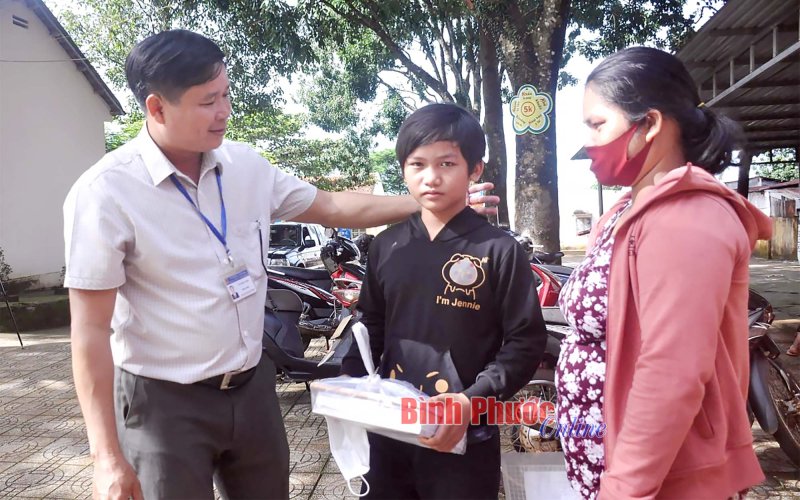 Nỗ lực vượt khó ở ngôi trường vùng biên