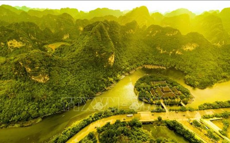 Sống trong di sản, bảo vệ di sản v&agrave; hưởng lợi từ di sản