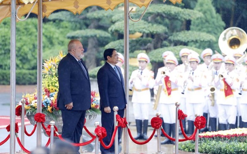 Thủ tướng chủ trì lễ đón Thủ tướng Cuba thăm hữu nghị chính thức VN