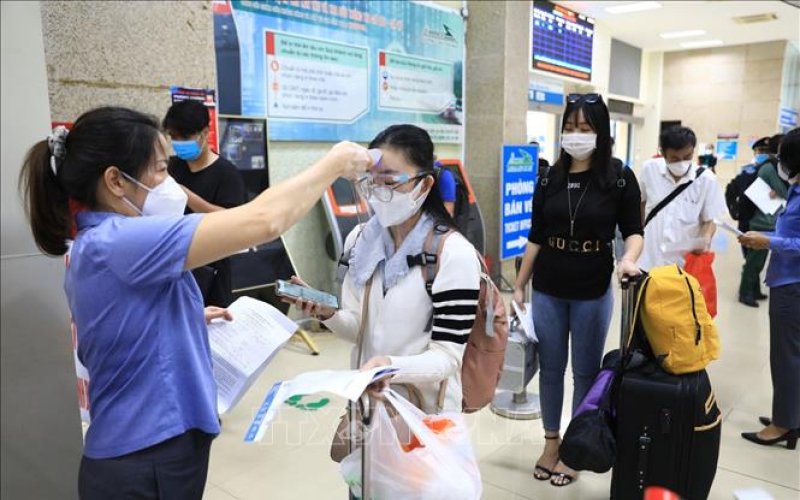 Tiếp tục thực hiện 2K 'Khẩu trang và Khử khuẩn' để an toàn trong dịch COVID-19