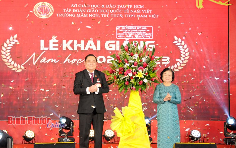 Trường mầm non, tiểu học, THCS, THPT Quốc tế Nam Việt khai giảng năm học mới